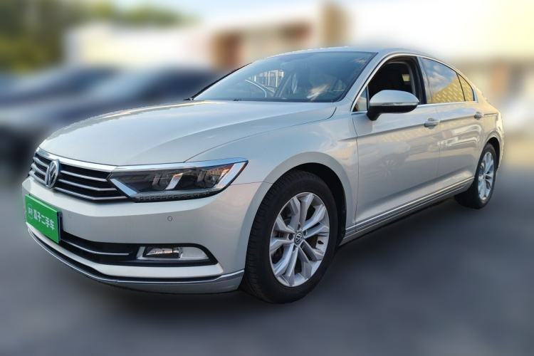 Used Volkswagen Magotan 2019 380TSI DSG Luxury Model China V Standard Guazi used car, China used car export, Used car for sale, Used cars, Cheapest cars for sale