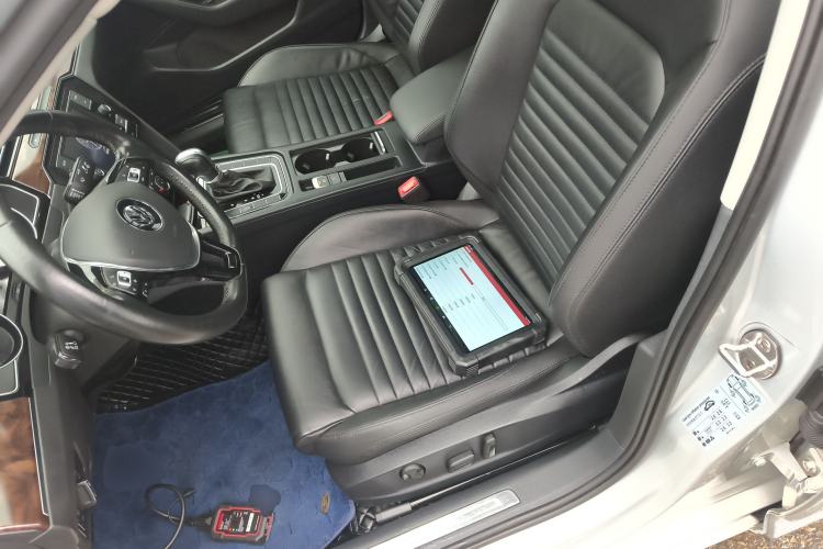 Used Volkswagen Magotan 2019 330TSI DSG Leading Model China VI Standard Left Front Seat