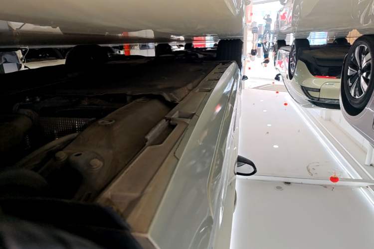 Used Volkswagen Magotan 2019 280TSI DSG Comfort Model China VI Standard Left Side Sill