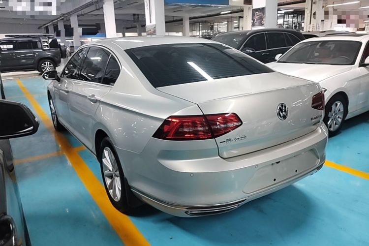 Used Volkswagen Magotan 2019 330TSI DSG Leading Edition China V Standard Rear Left 45 Deg