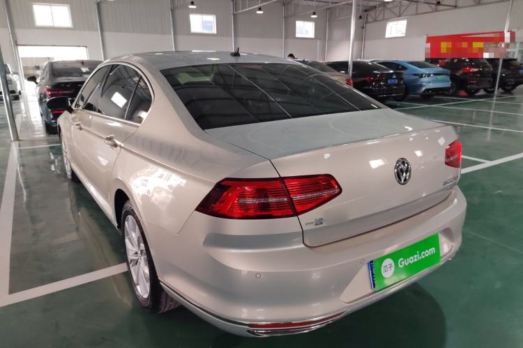 Used Volkswagen Magotan 2019 330TSI DSG Luxury Version China VI Standard Rear Left 45 Deg