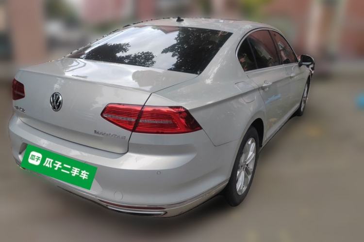 Used Volkswagen Magotan 2019 380TSI DSG Luxury Model China V Standard Rear Right 45 Deg