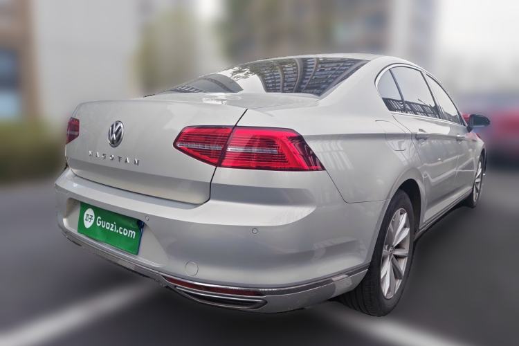 Used Volkswagen Magotan 2019 330TSI DSG Leading Edition China V Standard Rear Right 45 Deg