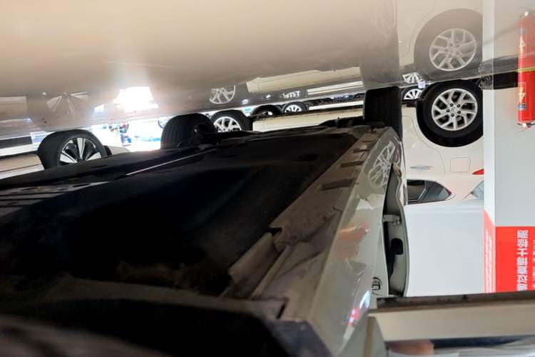 Used Volkswagen Magotan 2019 280TSI DSG Comfort Model China VI Standard Right Side Sill