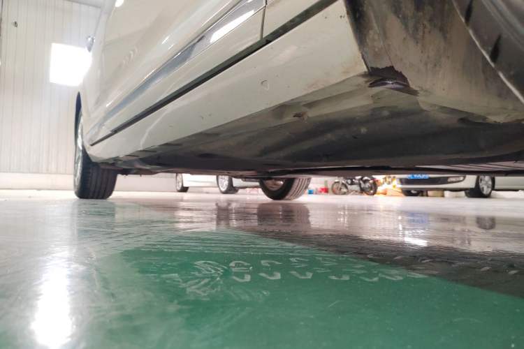 Used Volkswagen Magotan 2019 330TSI DSG Luxury Version China VI Standard Right Side Sill