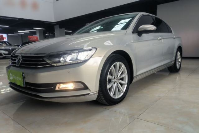 Used Volkswagen Magotan 2019 330TSI DSG Leading Model China VI Standard