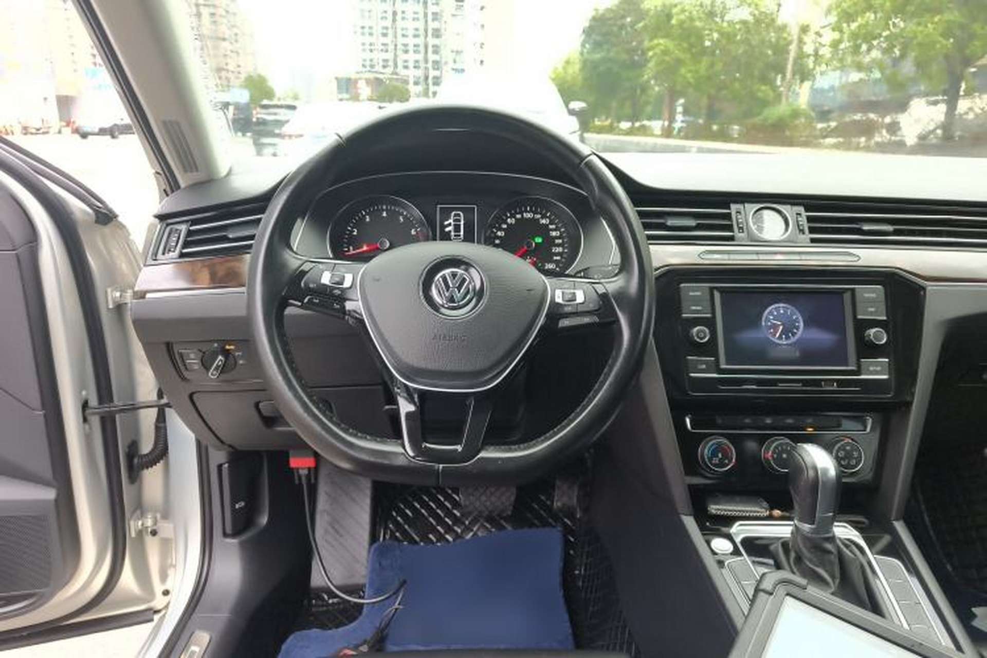 Used Volkswagen Magotan 2019 330TSI DSG Leading Model China VI Standard Steering Wheel