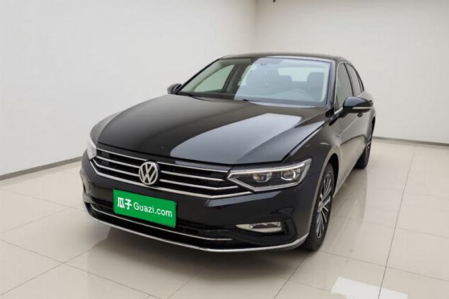 Ojetý Volkswagen Magotan 2020 330TSI DSG Luxury Edition