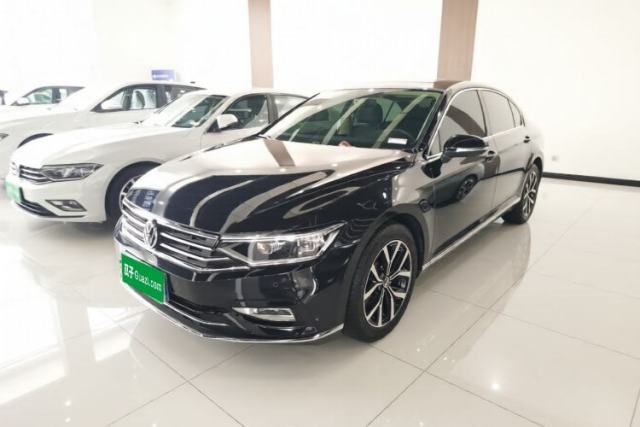 Ojetý Volkswagen Magotan 2020 330TSI DSG Leading Model