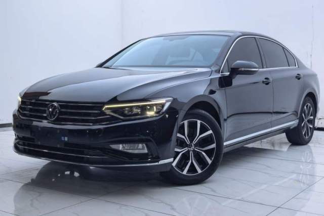 Ojetý Volkswagen Magotan 2020 280TSI DSG Leading Edition