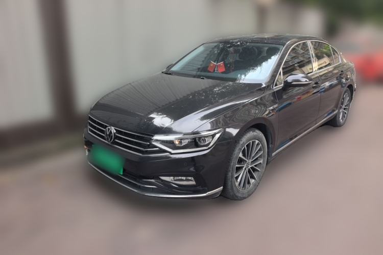 Used Volkswagen Magotan 2020 330TSI DSG Luxury Edition Guazi used car, China used car export, Used car for sale, Used  cars, Cheapest cars for sale
