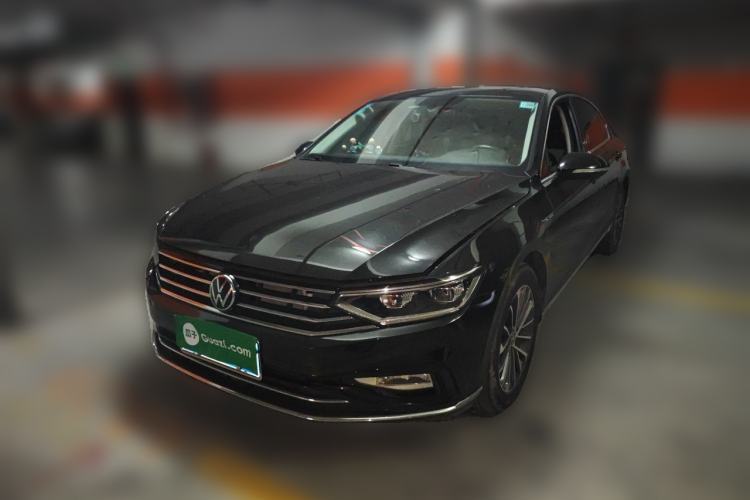 Used Volkswagen Magotan 2020 330TSI DSG Luxury Edition Guazi used car, China used car export, Used car for sale, Used  cars, Cheapest cars for sale