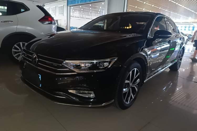 Used Volkswagen Magotan 2020 330TSI DSG Leading Model Guazi used car, China used car export, Used car for sale, Used  cars, Cheapest cars for sale