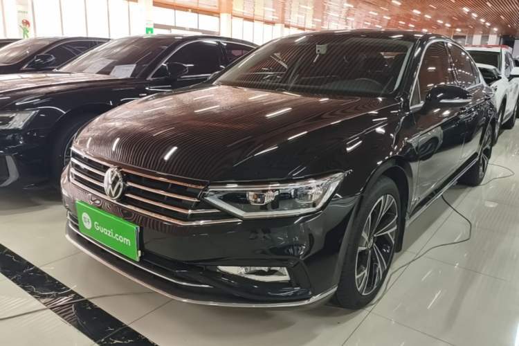 Used Volkswagen Magotan 2020 330TSI DSG Luxury Edition Guazi used car, China used car export, Used car for sale, Used  cars, Cheapest cars for sale