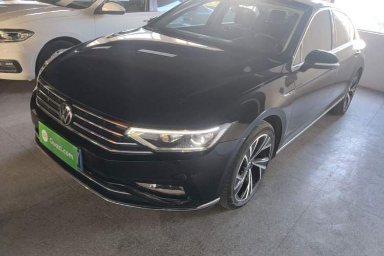Used Volkswagen Magotan 2020 330TSI DSG Luxury Edition Guazi used car, China used car export, Used car for sale, Used cars, Cheapest cars for sale