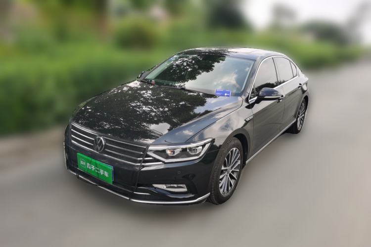 Used Volkswagen Magotan 2020 330TSI DSG Luxury Edition Guazi used car, China used car export, Used car for sale, Used cars, Cheapest cars for sale