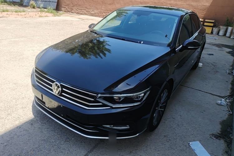 Used Volkswagen Magotan 2020 330TSI DSG Luxury Edition Guazi used car, China used car export, Used car for sale, Used  cars, Cheapest cars for sale