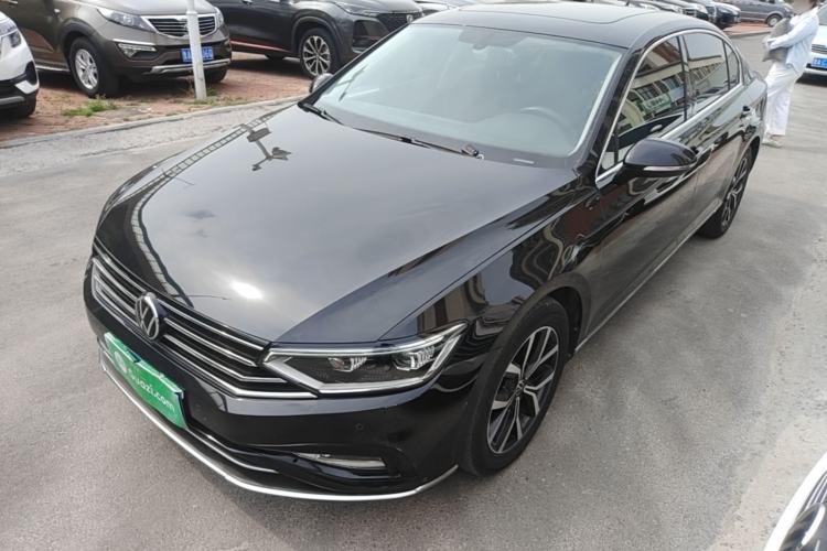 Used Volkswagen Magotan 2020 330TSI DSG Leading Model Guazi used car, China used car export, Used car for sale, Used  cars, Cheapest cars for sale