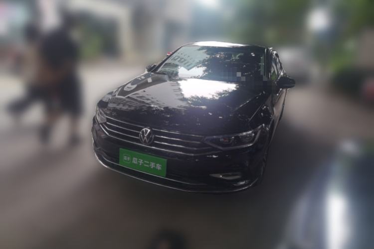 Used Volkswagen Magotan 2020 330TSI DSG Luxury Edition Guazi used car, China used car export, Used car for sale, Used  cars, Cheapest cars for sale