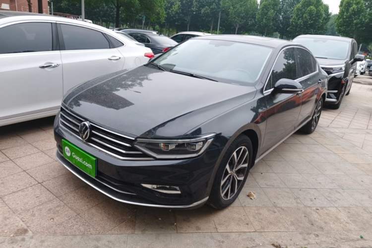 Used Volkswagen Magotan 2020 330TSI DSG Leading Model Guazi used car, China used car export, Used car for sale, Used  cars, Cheapest cars for sale
