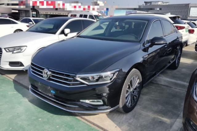 Ojetý Volkswagen Magotan 2020 330TSI DSG Luxury Edition