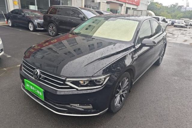 Ojetý Volkswagen Magotan 2020 330TSI DSG Luxury Edition