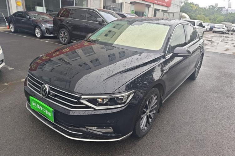 Used Volkswagen Magotan 2020 330TSI DSG Luxury Edition Guazi used car, China used car export, Used car for sale, Used  cars, Cheapest cars for sale