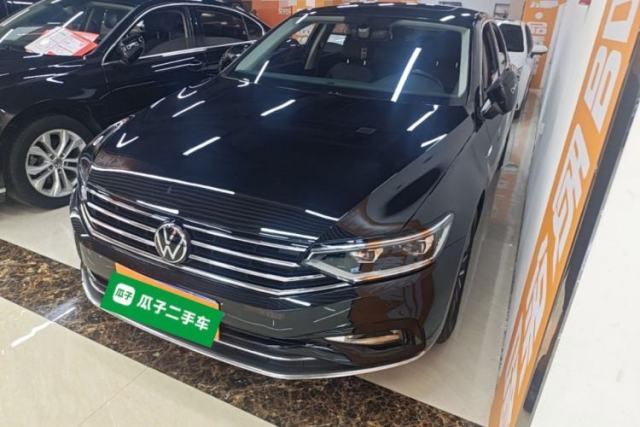 Ojetý Volkswagen Magotan 2020 330TSI DSG Luxury Edition