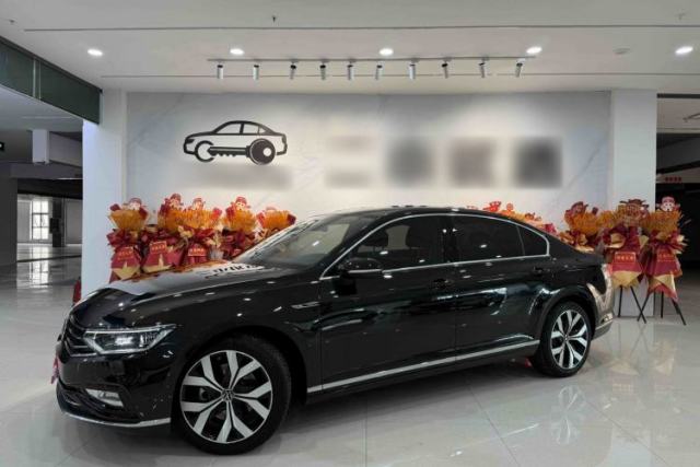 Ojetý Volkswagen Magotan 2020 330TSI DSG Luxury Edition