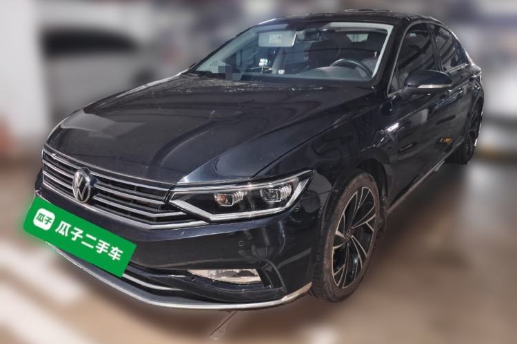 Used Volkswagen Magotan 2020 330TSI DSG Luxury Edition Guazi used car, China used car export, Used car for sale, Used cars, Cheapest cars for sale
