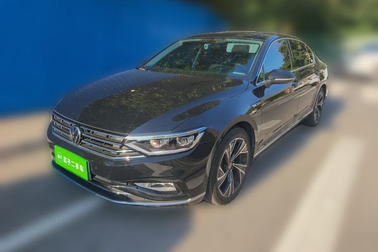 Used Volkswagen Magotan 2020 330TSI DSG Luxury Edition Guazi used car, China used car export, Used car for sale, Used  cars, Cheapest cars for sale