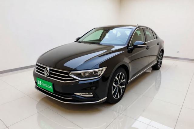 Ojetý Volkswagen Magotan 2020 330TSI DSG Leading Model