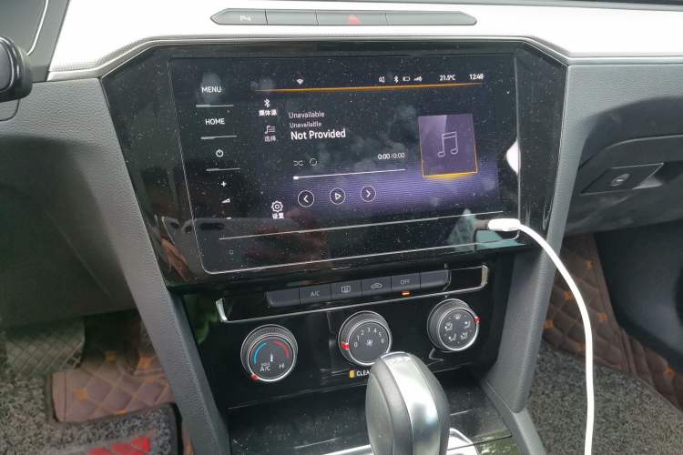 Used Volkswagen Magotan 2020 280TSI DSG Comfort Edition Audio And AC Panel
