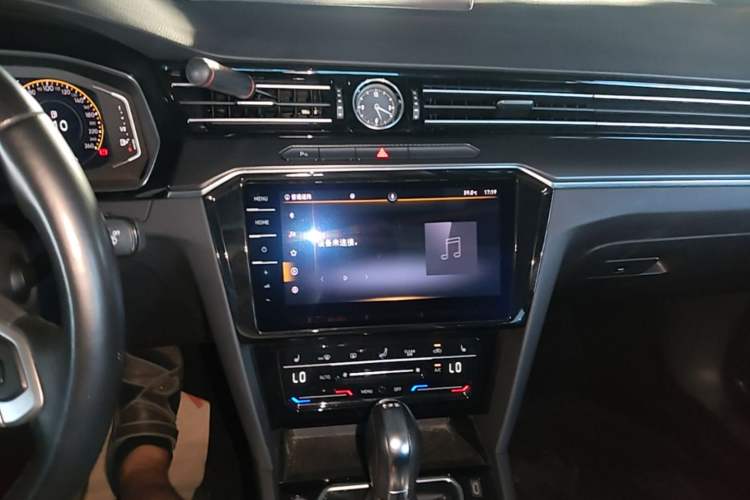Used Volkswagen Magotan 2020 330TSI DSG Luxury Edition Audio And AC Panel