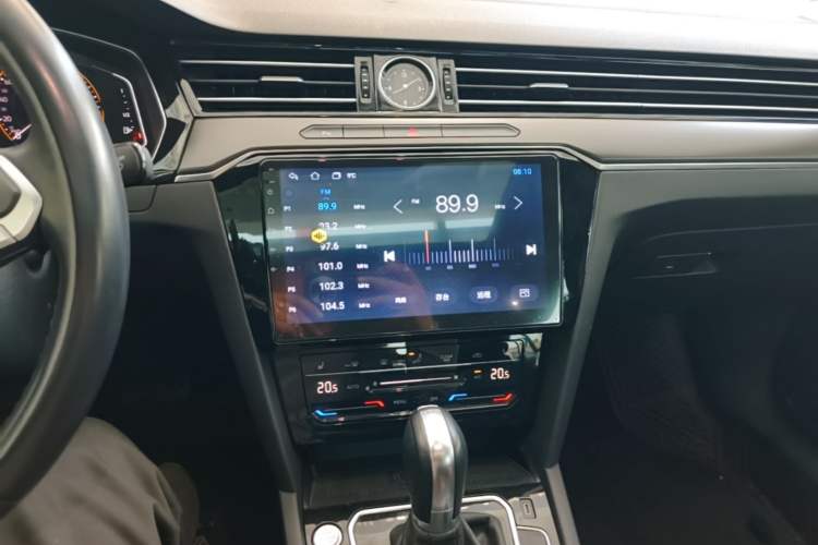 Used Volkswagen Magotan 2020 330TSI DSG Leading Model Audio And AC Panel