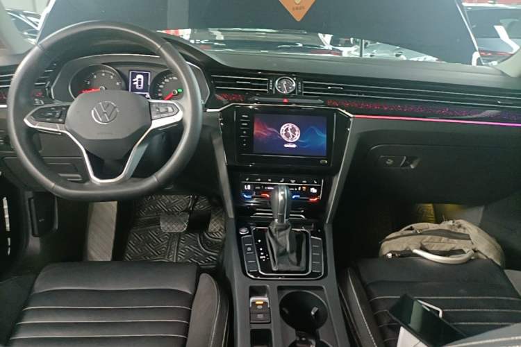 Used Volkswagen Magotan 2020 330TSI DSG Leading Model Audio And AC Panel