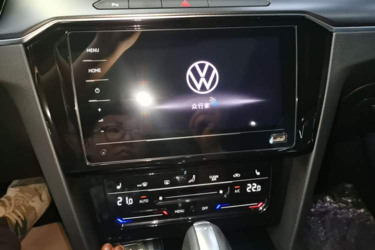 Used Volkswagen Magotan 2020 330TSI DSG Leading Model Audio And AC Panel