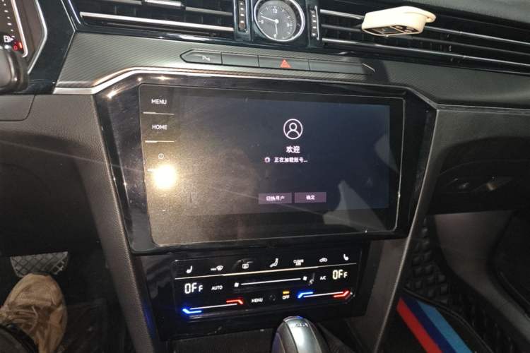 Used Volkswagen Magotan 2020 330TSI DSG Luxury Edition Audio And AC Panel