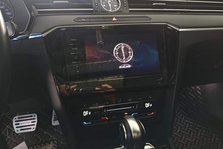 Used Volkswagen Magotan 2020 280TSI DSG Leading Edition Audio And AC Panel