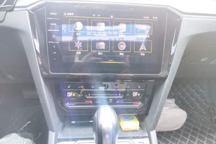 Used Volkswagen Magotan 2020 330TSI DSG Luxury Edition Audio And AC Panel