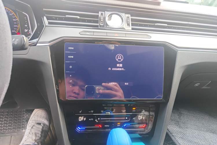 Used Volkswagen Magotan 2020 330TSI DSG Luxury Edition Audio And AC Panel