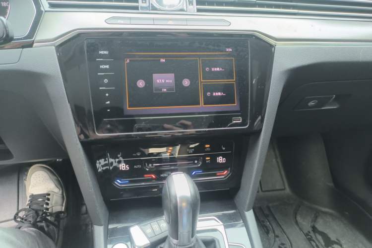Used Volkswagen Magotan 2020 330TSI DSG Leading Model Audio And AC Panel