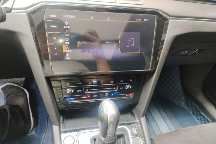 Used Volkswagen Magotan 2020 330TSI DSG Luxury Edition Audio And AC Panel