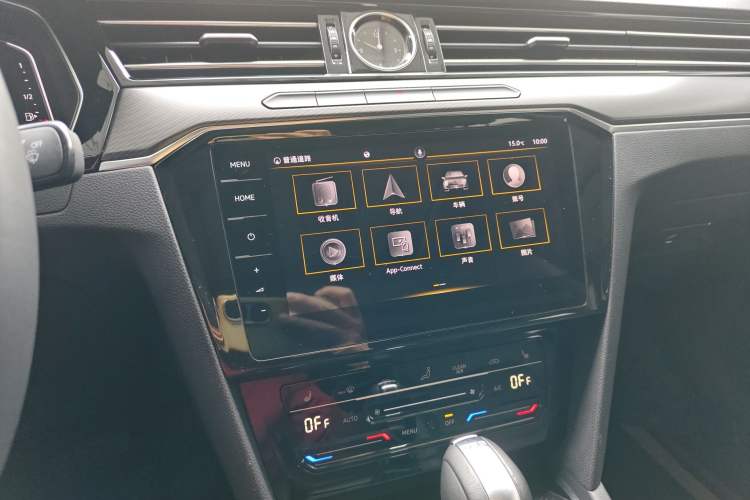 Used Volkswagen Magotan 2020 330TSI DSG Luxury Edition Audio And AC Panel