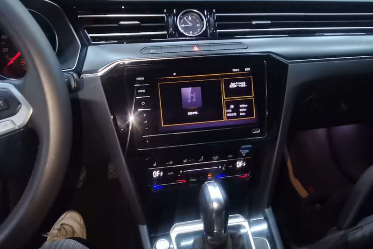 Used Volkswagen Magotan 2020 280TSI DSG Leading Edition Audio And AC Panel