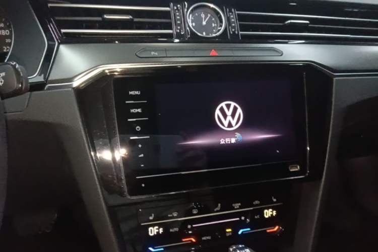 Used Volkswagen Magotan 2020 330TSI DSG Luxury Edition Audio And AC Panel