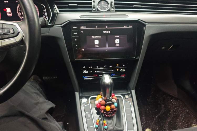 Used Volkswagen Magotan 2020 330TSI DSG Luxury Edition Audio And AC Panel