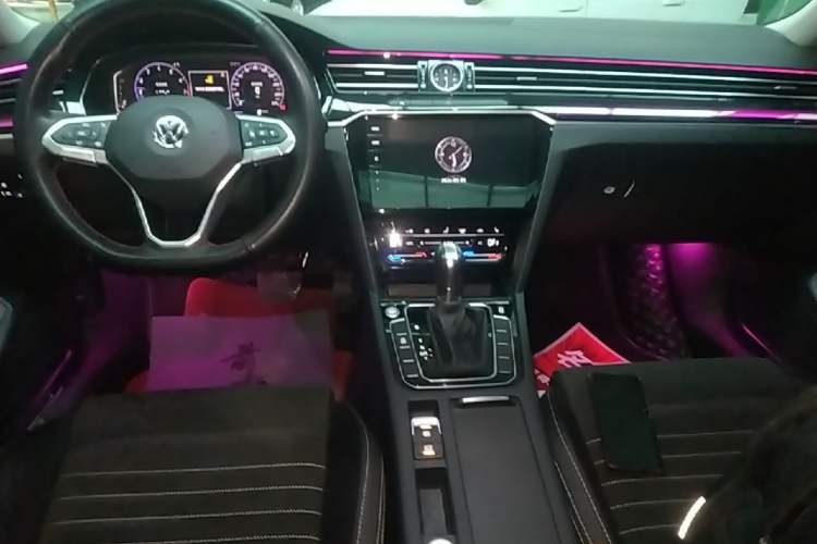 Used Volkswagen Magotan 2020 330TSI DSG Luxury Edition Audio And AC Panel
