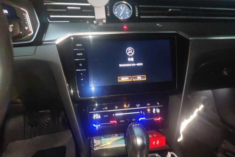 Used Volkswagen Magotan 2020 330TSI DSG Luxury Edition Audio And AC Panel