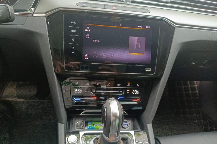Used Volkswagen Magotan 2020 330TSI DSG Leading Model Audio And AC Panel